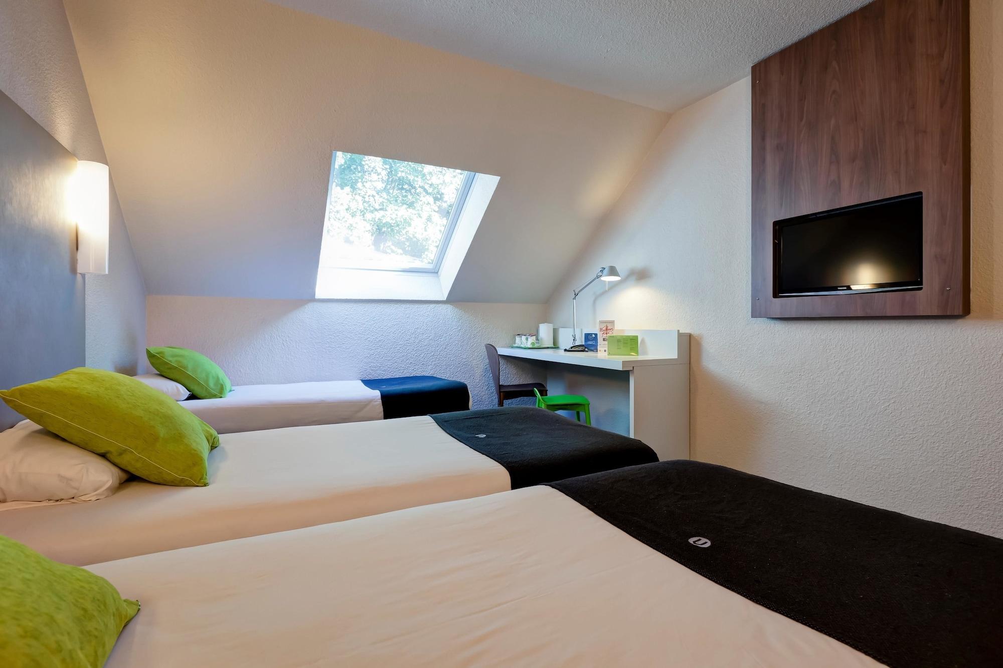 Campanile Geneve - Ferney-Voltaire Hotel Buitenkant foto