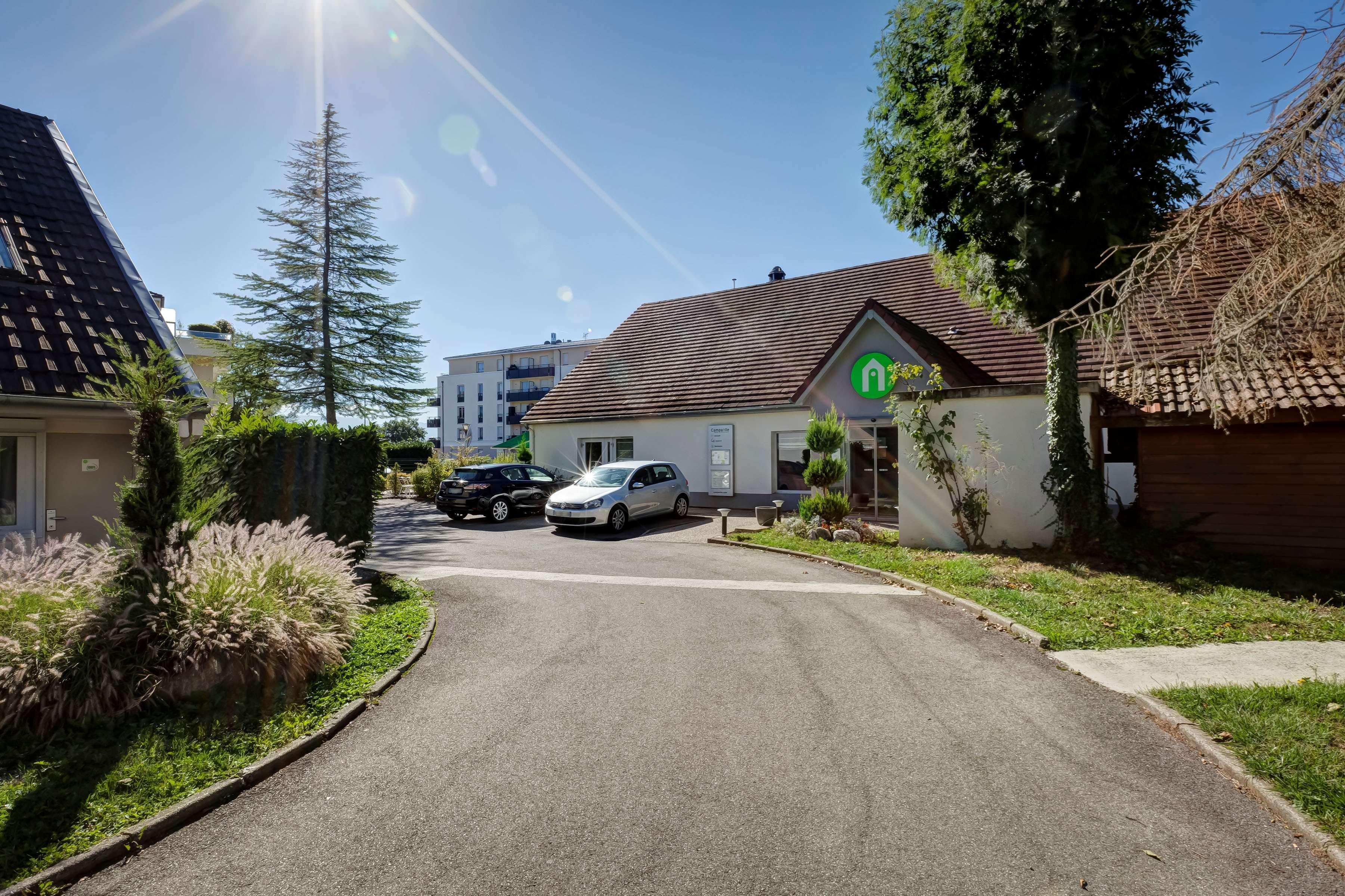 Campanile Geneve - Ferney-Voltaire Hotel Buitenkant foto