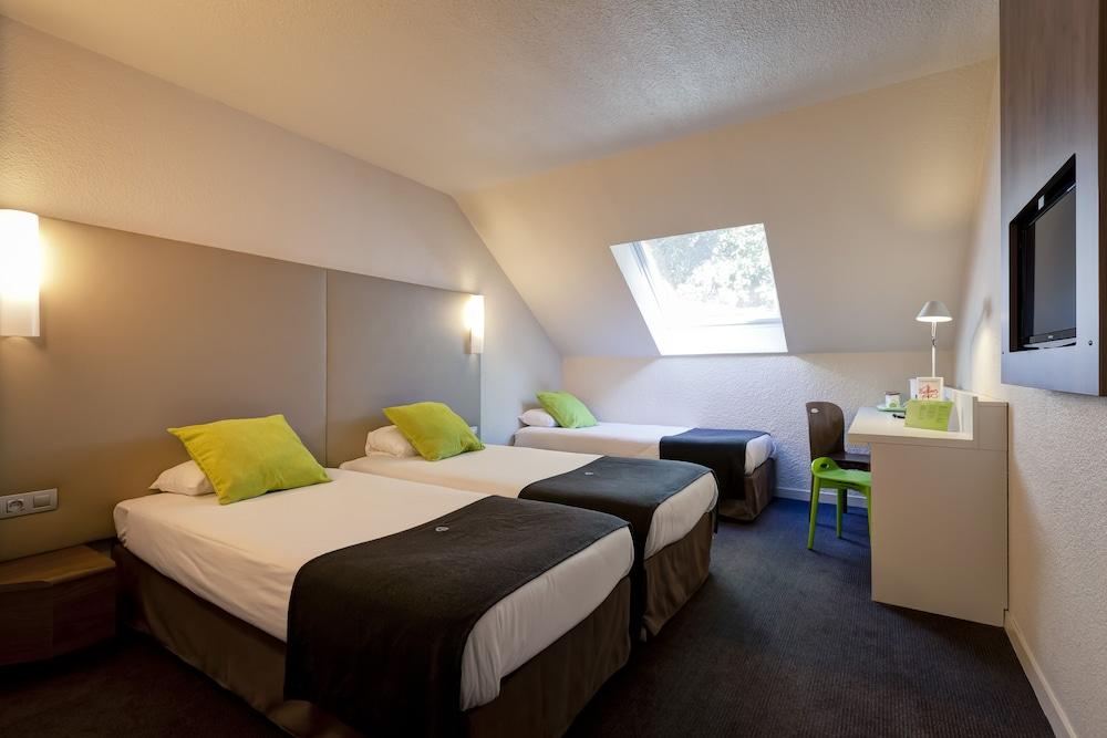 Campanile Geneve - Ferney-Voltaire Hotel Buitenkant foto