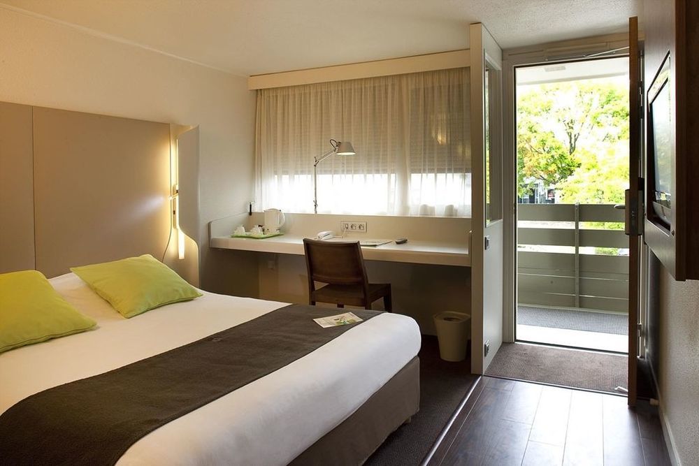 Campanile Geneve - Ferney-Voltaire Hotel Kamer foto