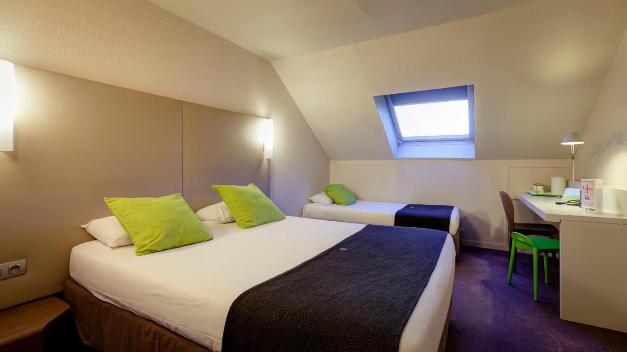 Campanile Geneve - Ferney-Voltaire Hotel Buitenkant foto